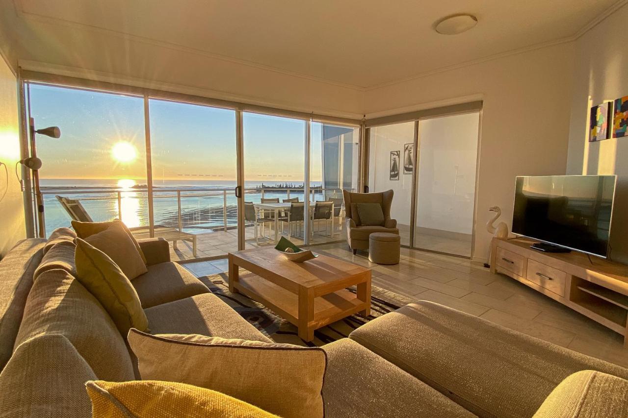Waves Maroochy River マルーチードール エクステリア 写真