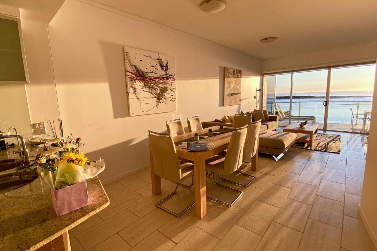Waves Maroochy River マルーチードール エクステリア 写真