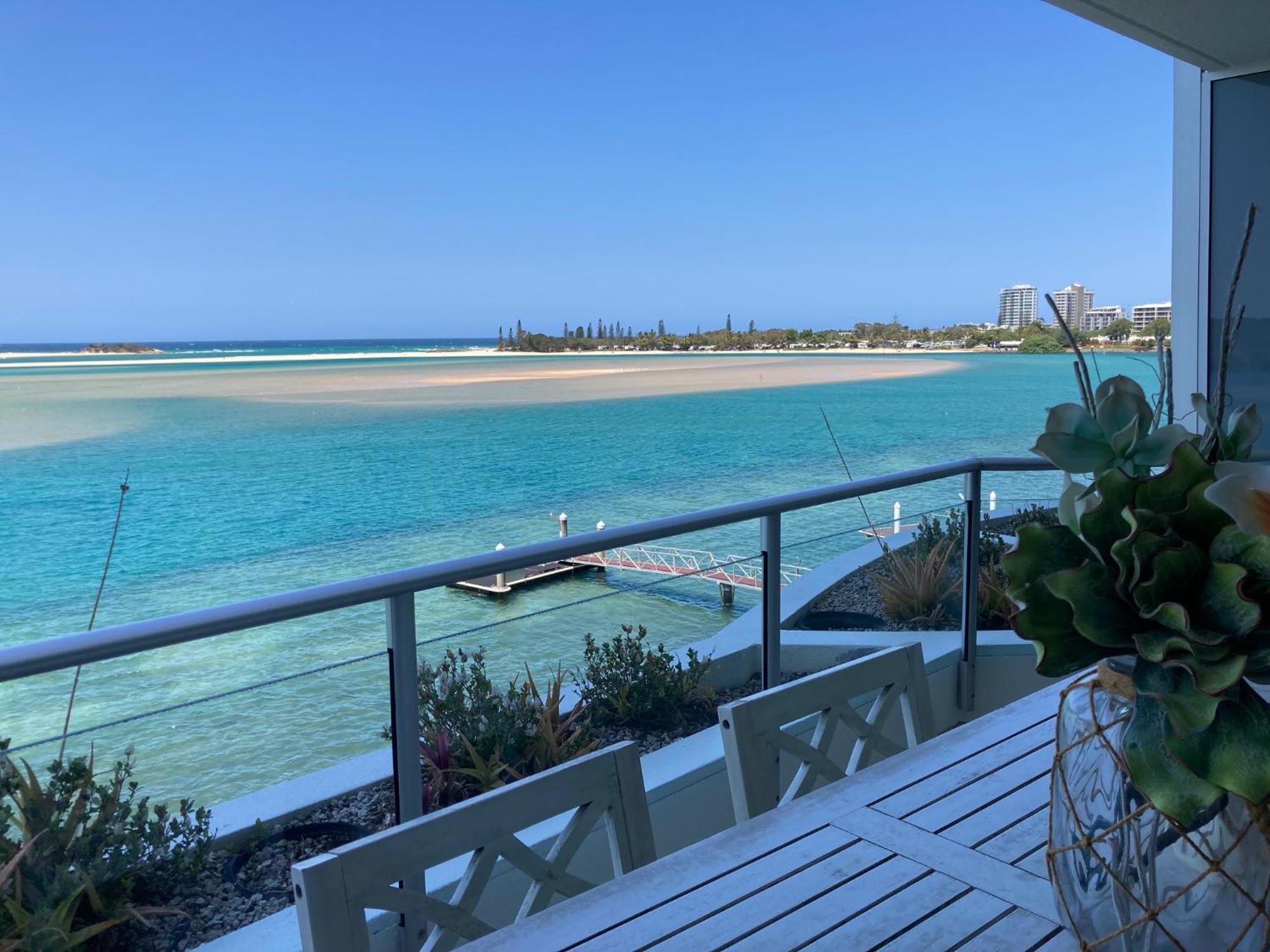 Waves Maroochy River マルーチードール エクステリア 写真