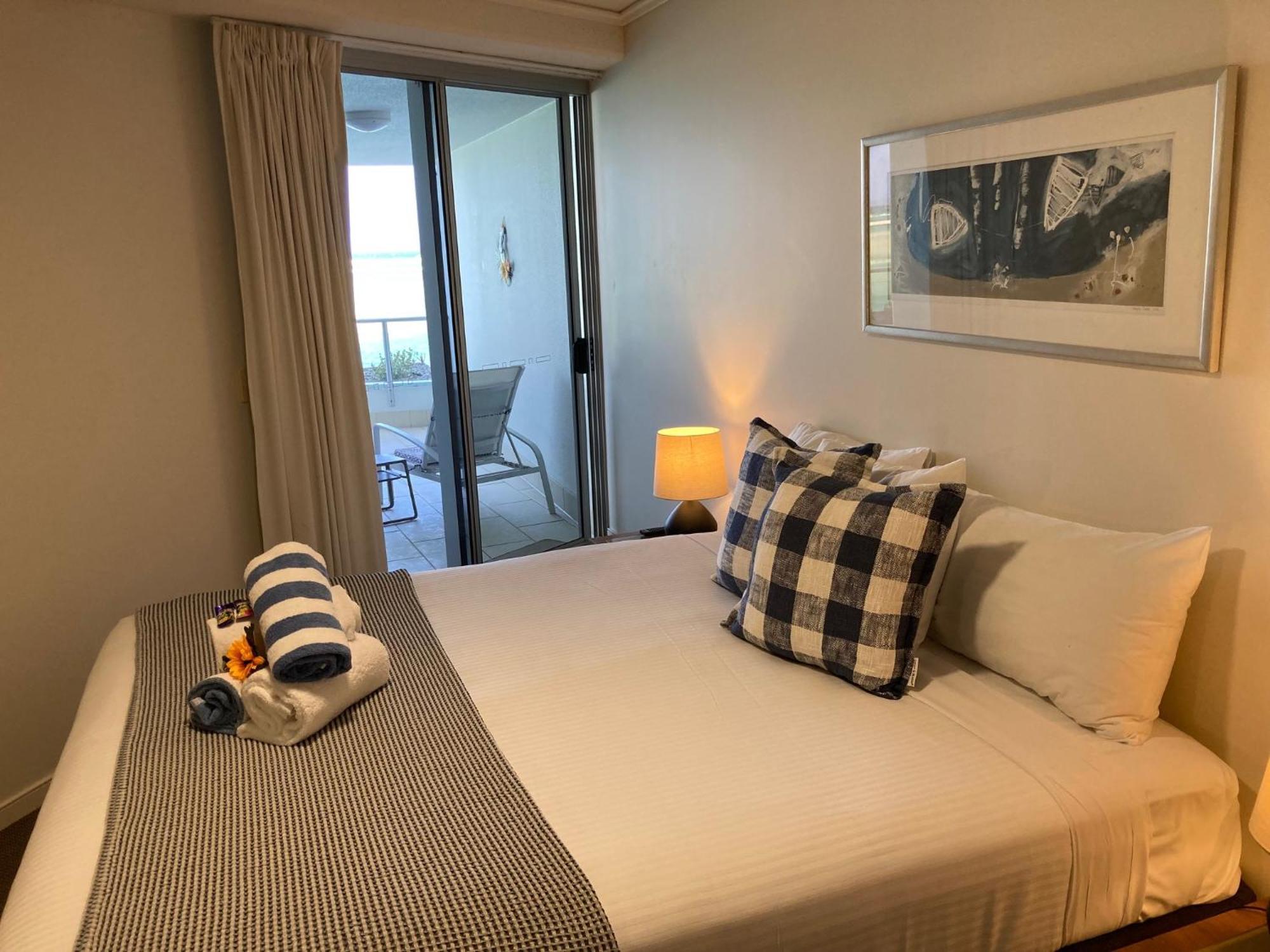 Waves Maroochy River マルーチードール エクステリア 写真